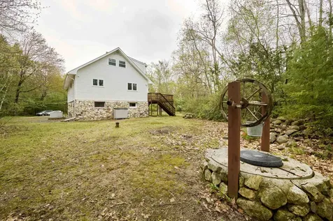 249 Chestnut Hill Road New Boston NH 03070