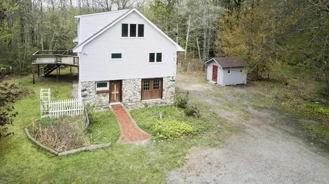 249 Chestnut Hill Road New Boston NH 03070