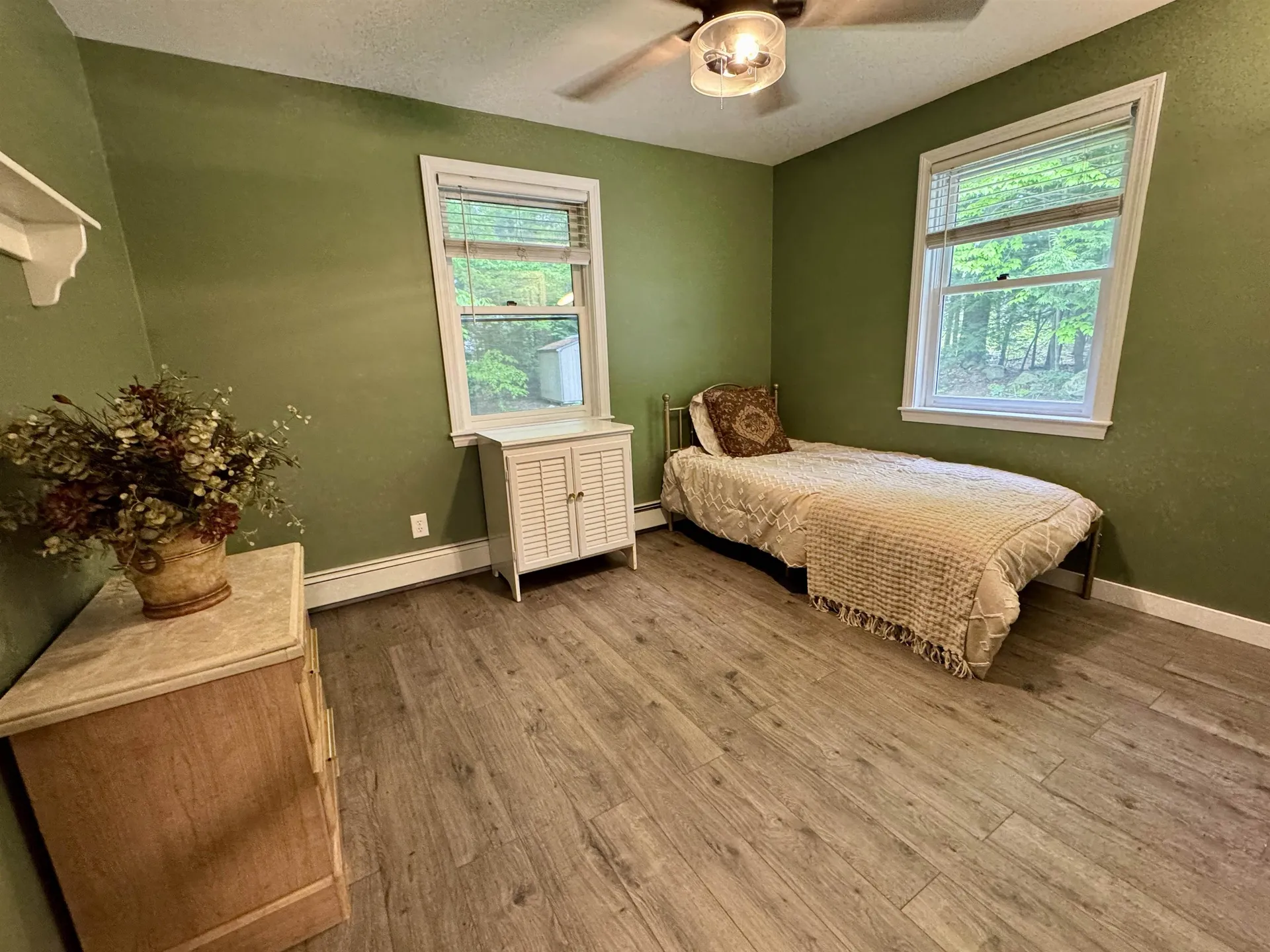 27 Parade Road Deerfield NH 03037