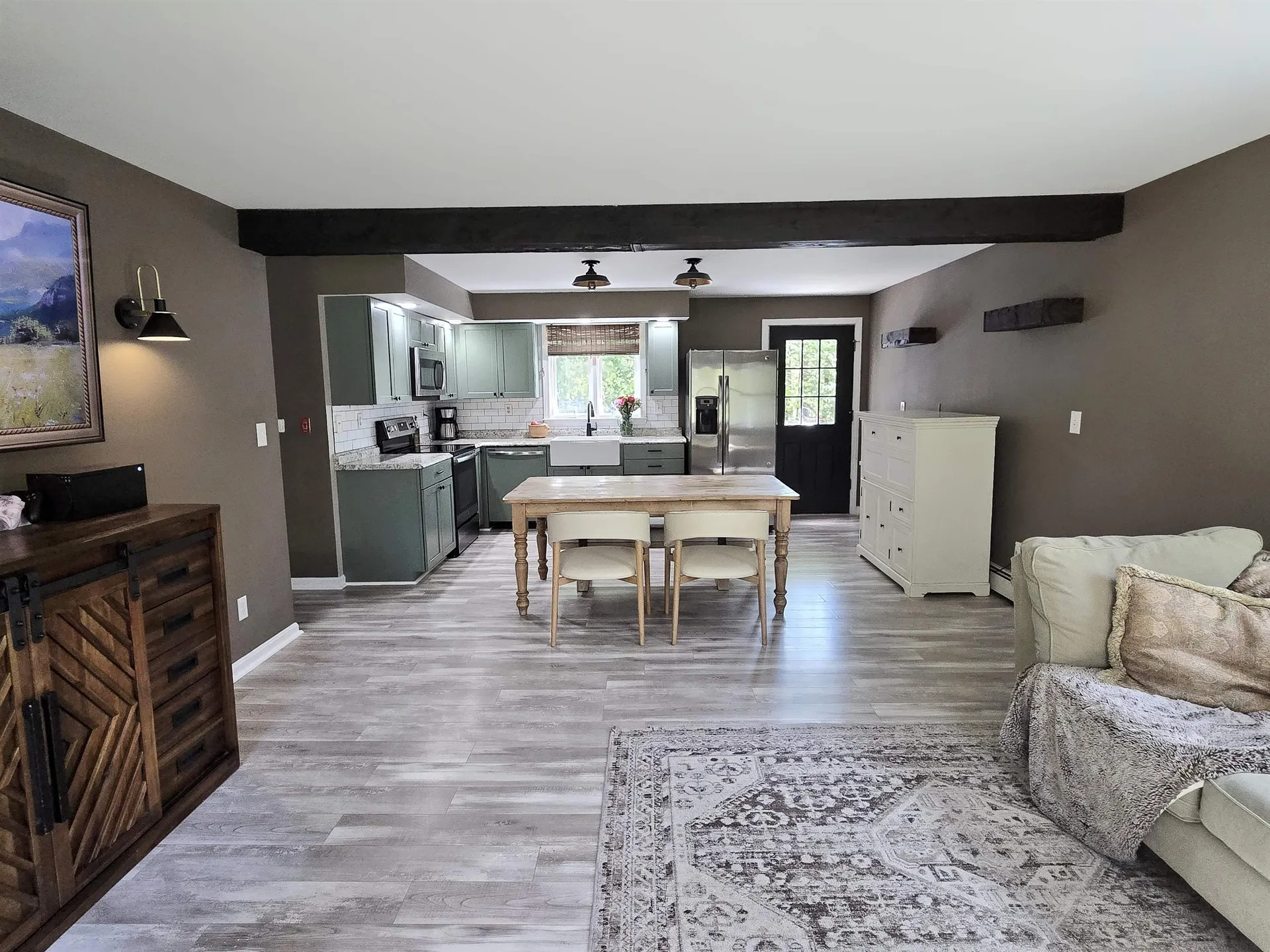 27 Parade Road Deerfield NH 03037