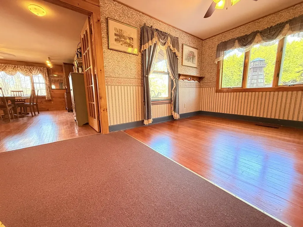 17 Spencer Avenue Claremont NH 03743