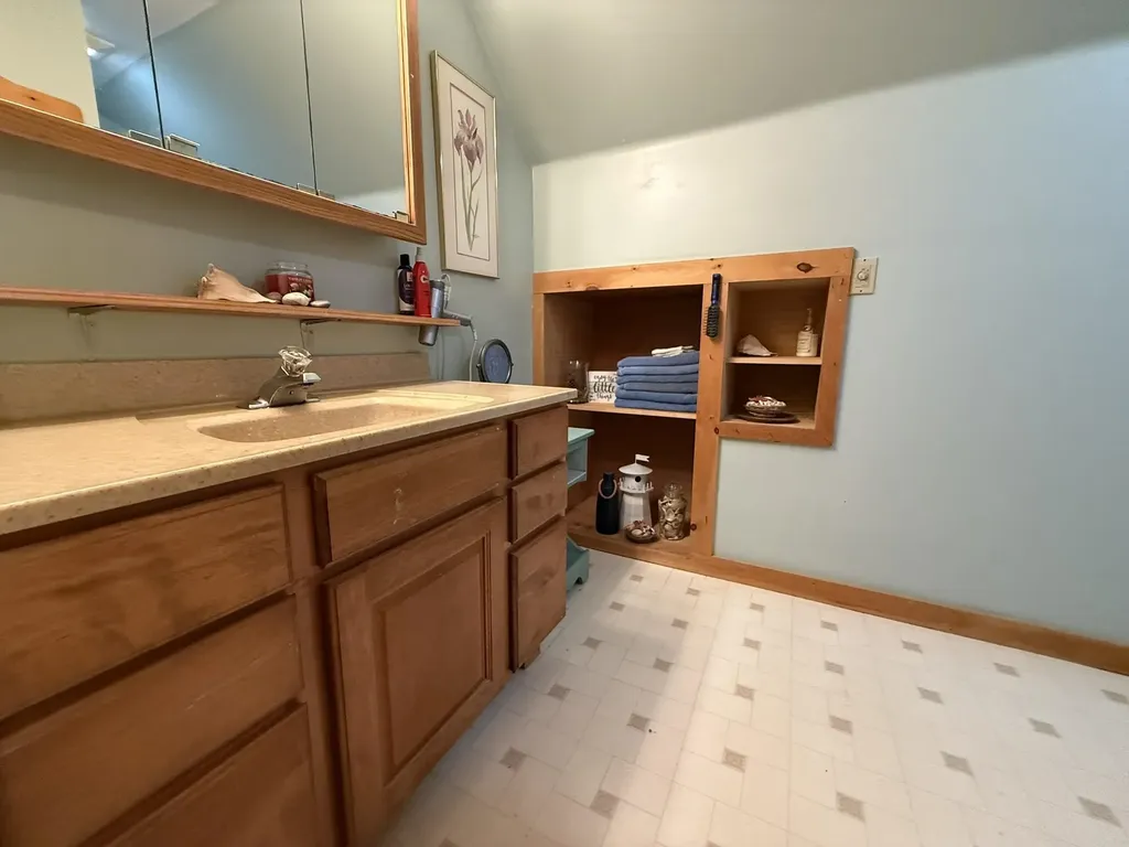 17 Spencer Avenue Claremont NH 03743