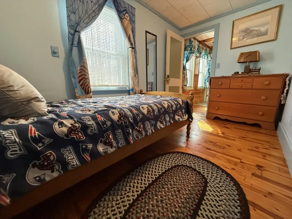 17 Spencer Avenue Claremont NH 03743