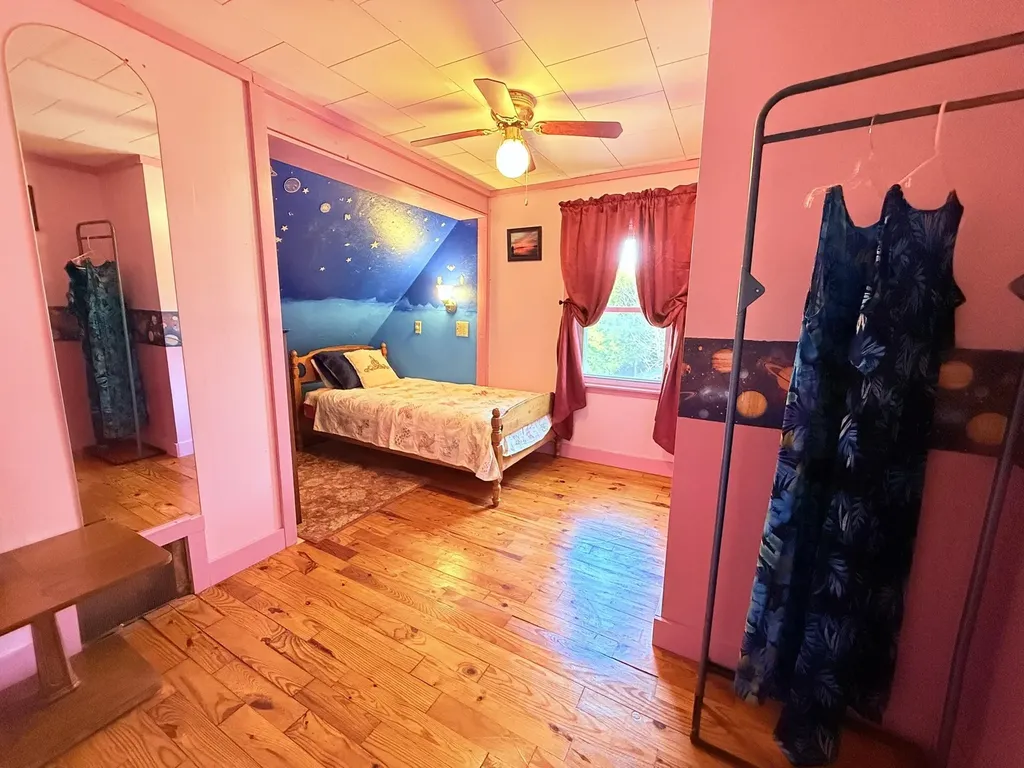 17 Spencer Avenue Claremont NH 03743