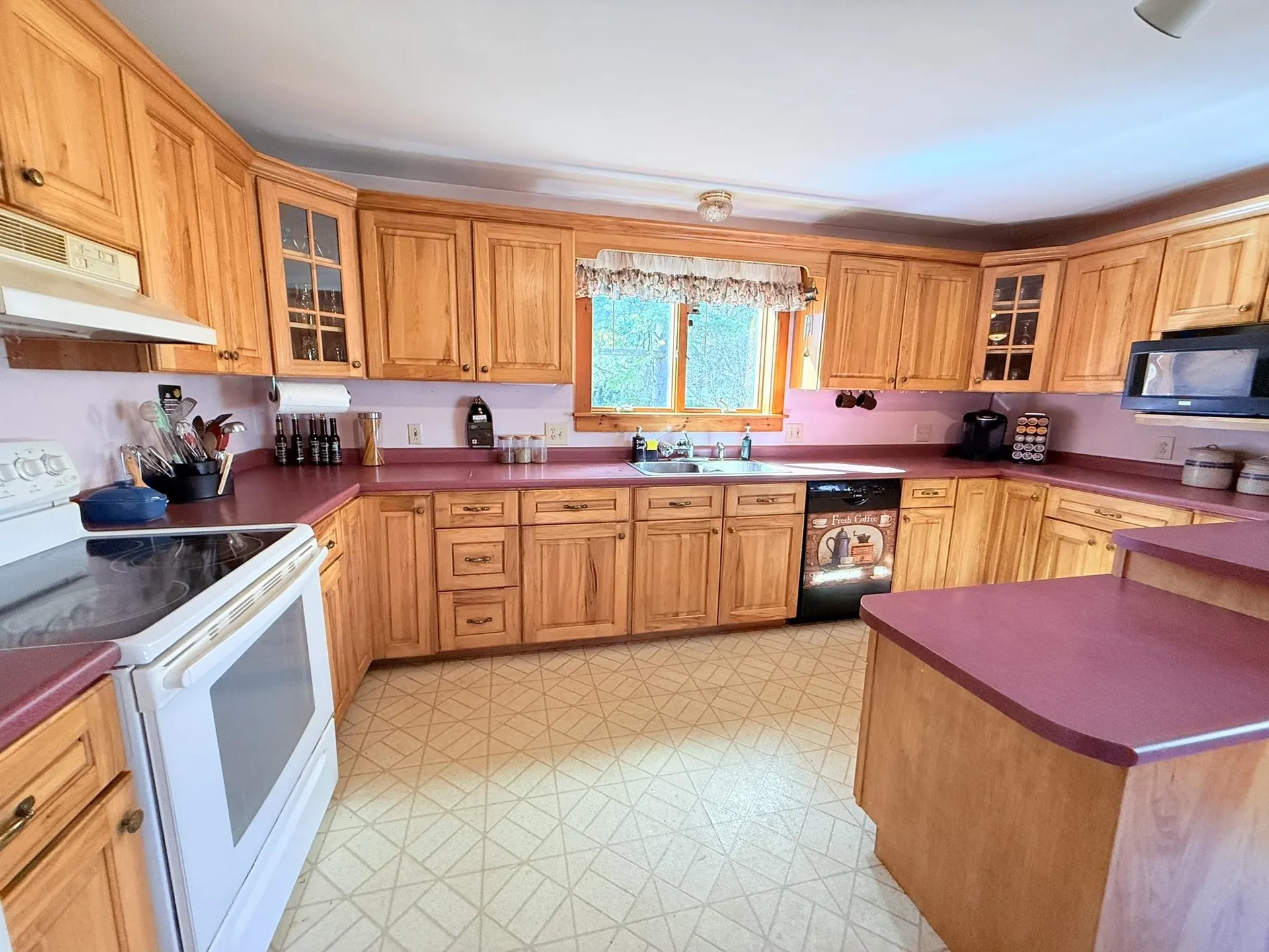 17 Spencer Avenue Claremont NH 03743