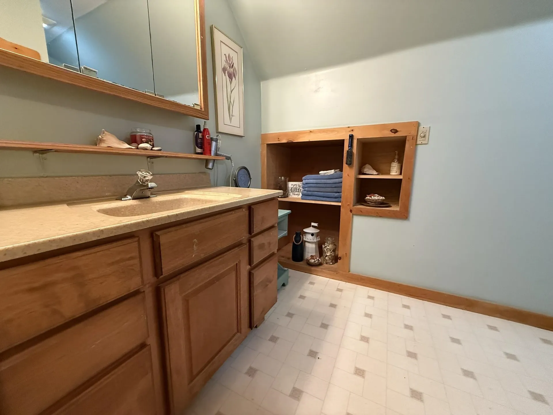 17 Spencer Avenue Claremont NH 03743