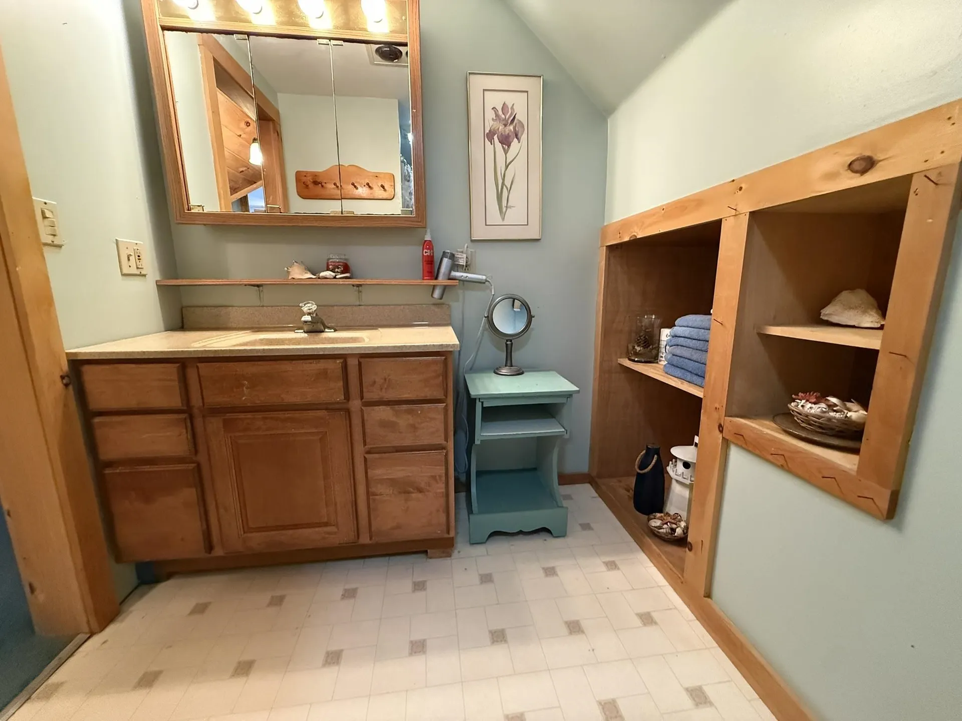 17 Spencer Avenue Claremont NH 03743