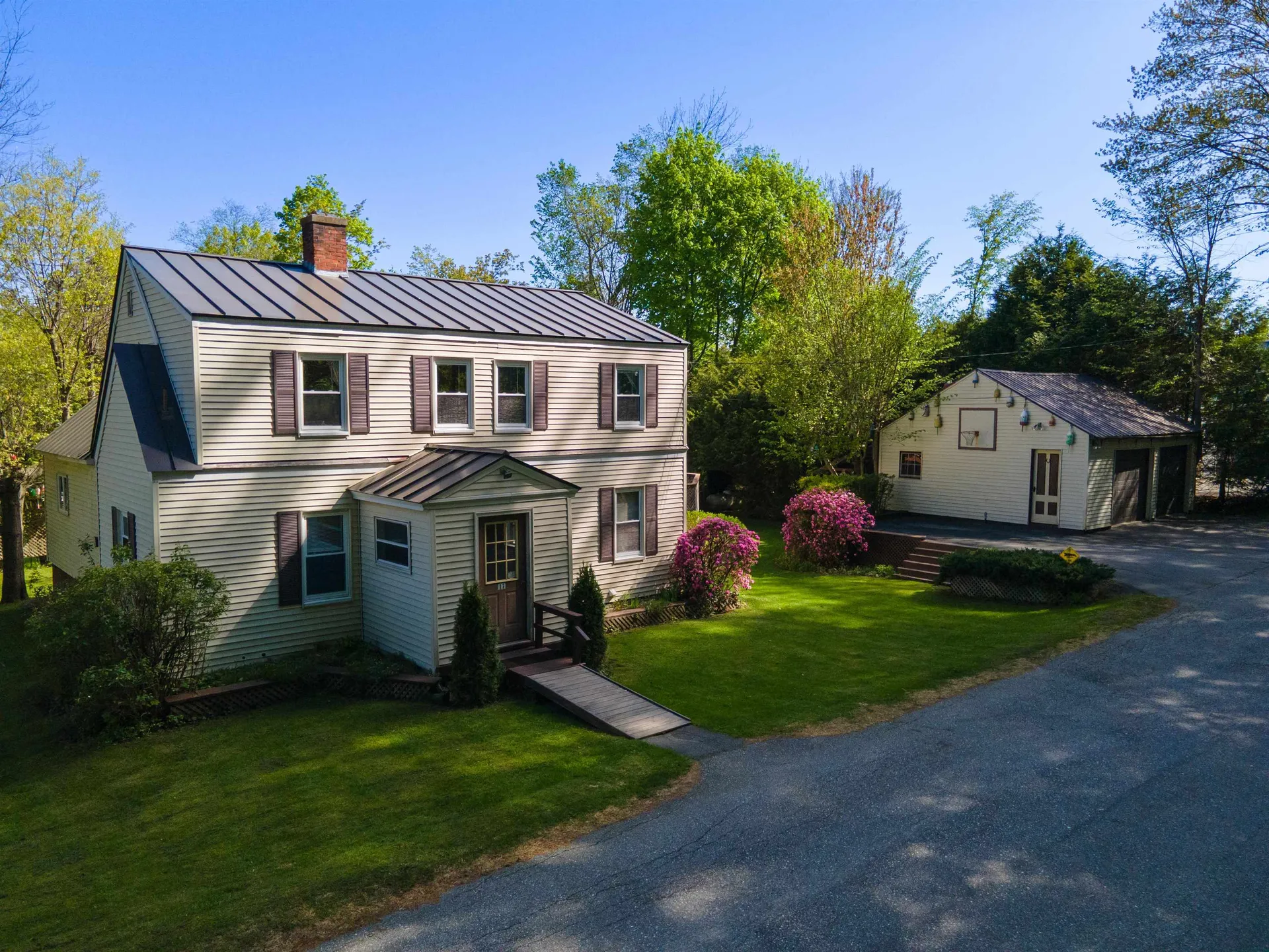 17 Spencer Avenue Claremont NH 03743