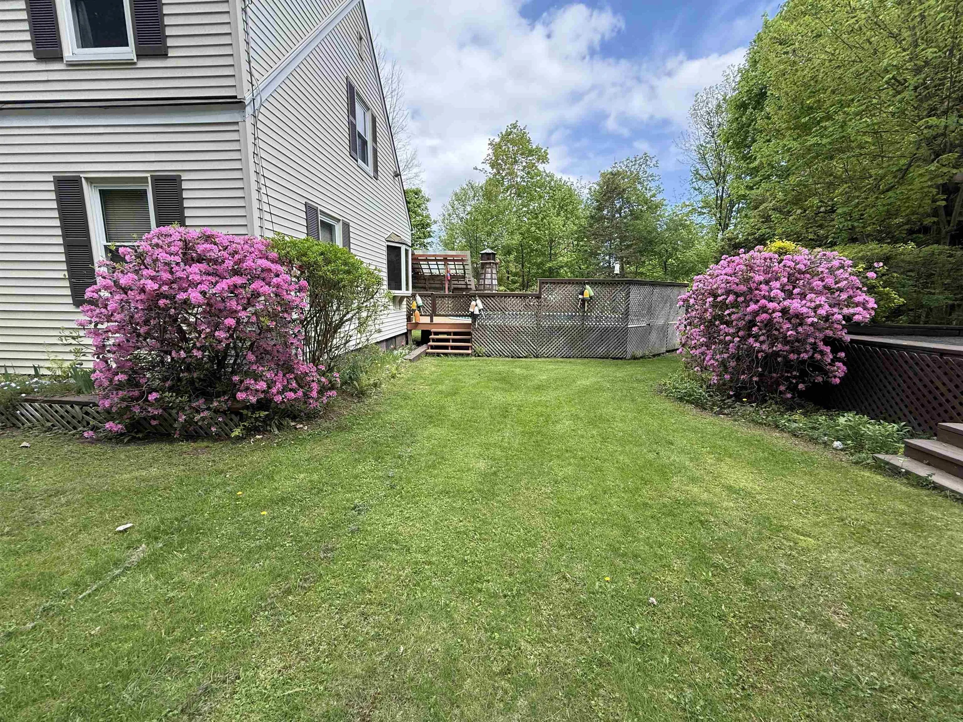 17 Spencer Avenue Claremont NH 03743