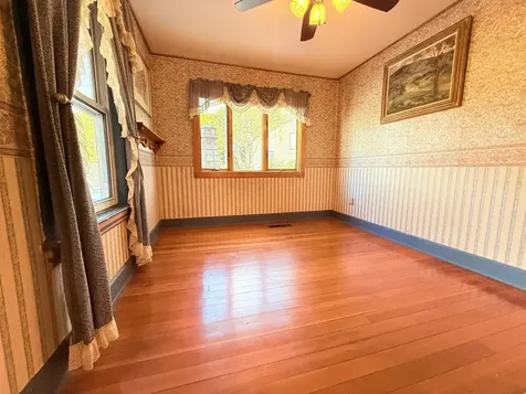 17 Spencer Avenue Claremont NH 03743