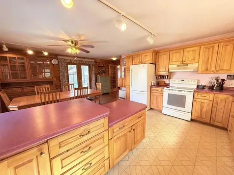 17 Spencer Avenue Claremont NH 03743