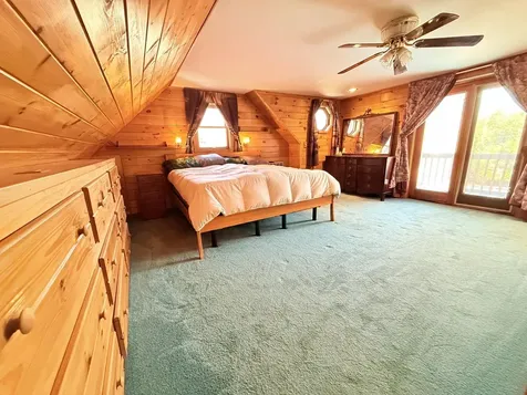 17 Spencer Avenue Claremont NH 03743