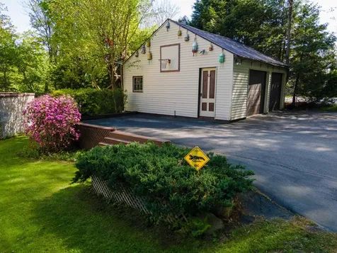 17 Spencer Avenue Claremont NH 03743