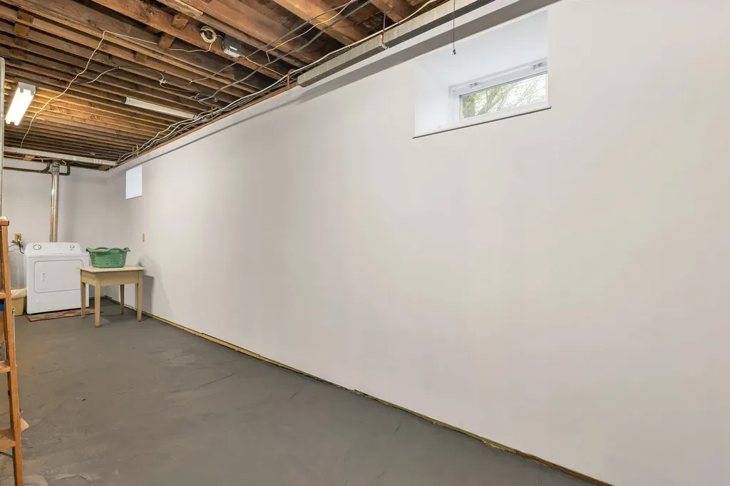 291 Nh Route 25 Warren NH 03279