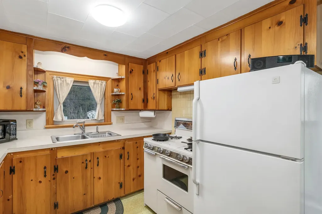 291 Nh Route 25 Warren NH 03279