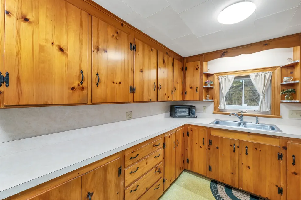 291 Nh Route 25 Warren NH 03279