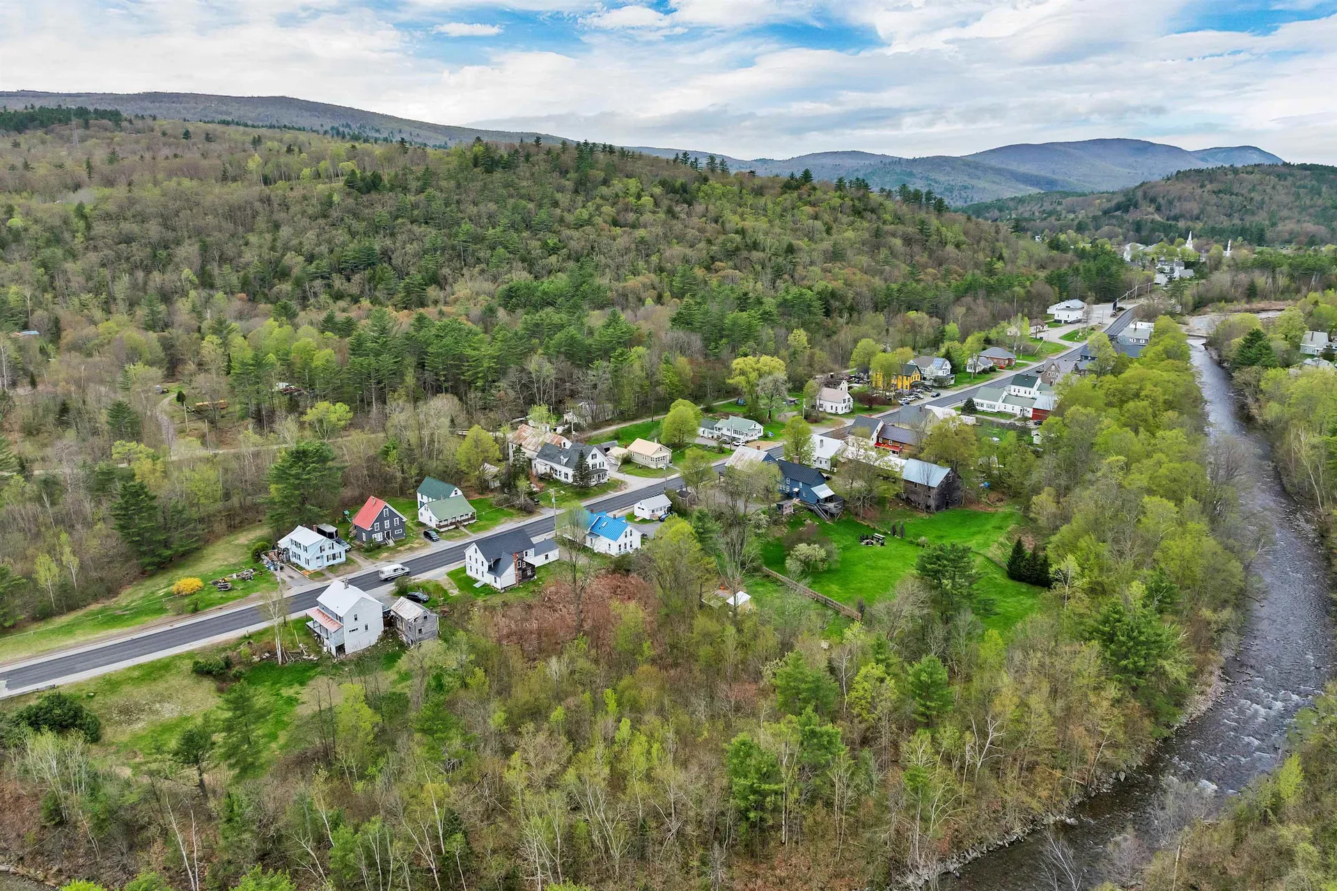 291 Nh Route 25 Warren NH 03279