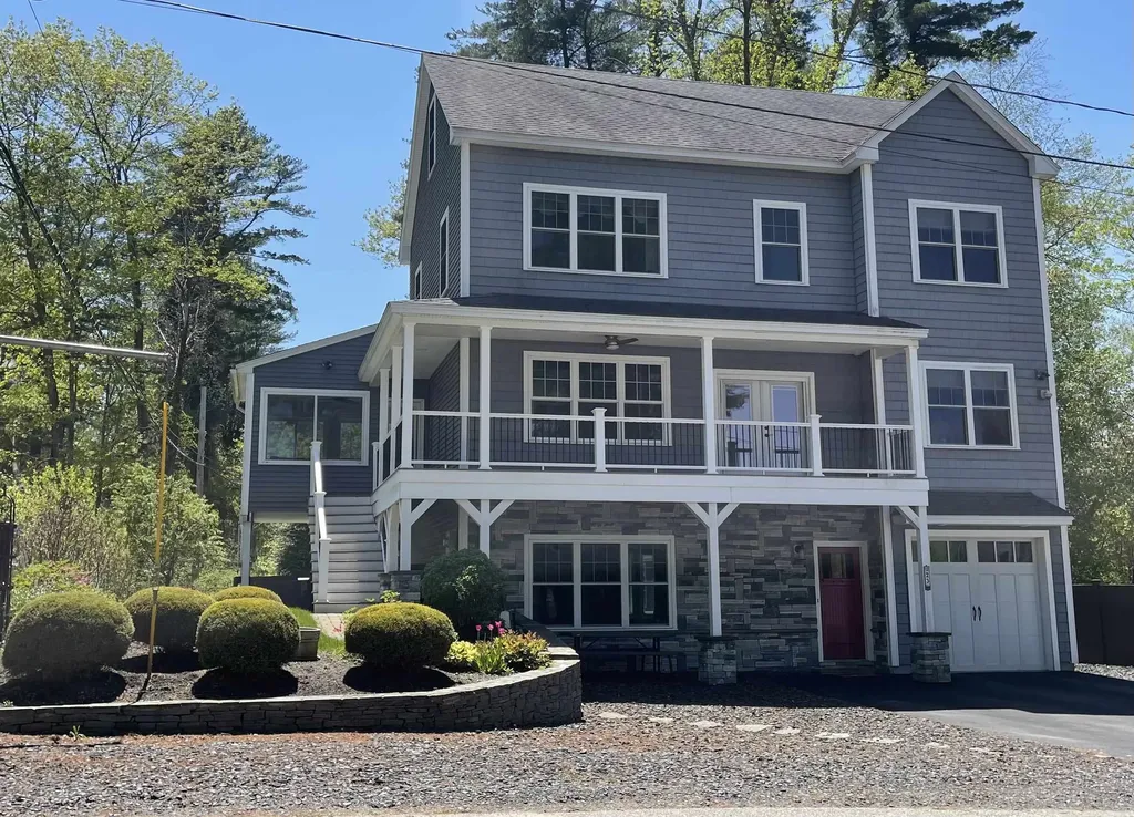 23 Walkeys Road Windham NH 03087