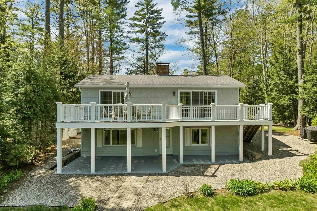 86 Bradford Lane Barnstead NH 03225