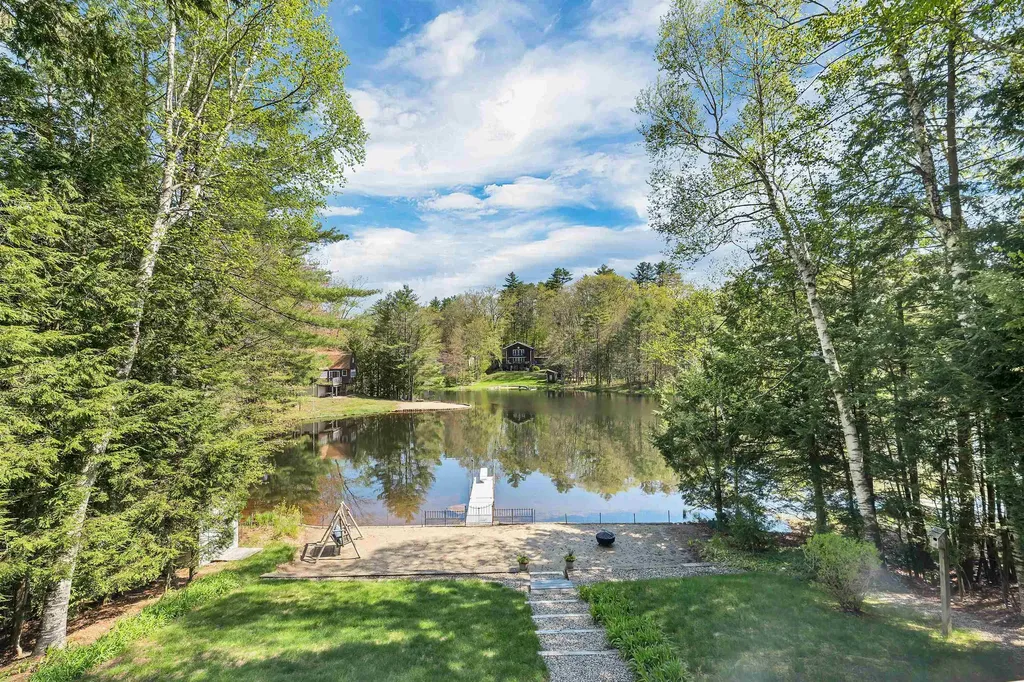 86 Bradford Lane Barnstead NH 03225