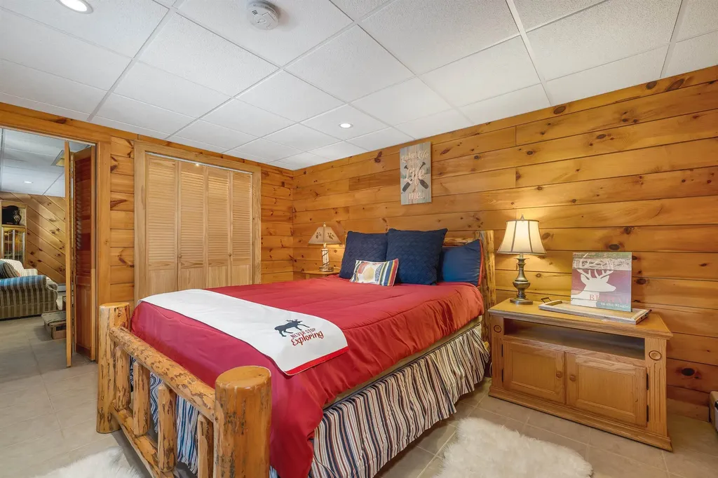 86 Bradford Lane Barnstead NH 03225