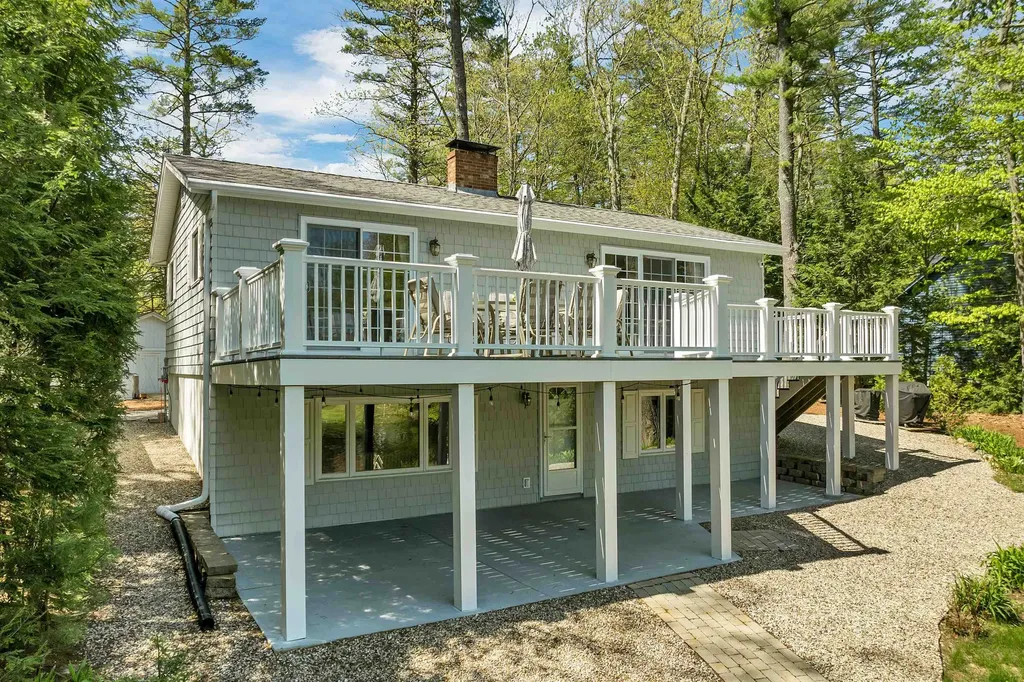 86 Bradford Lane Barnstead NH 03225