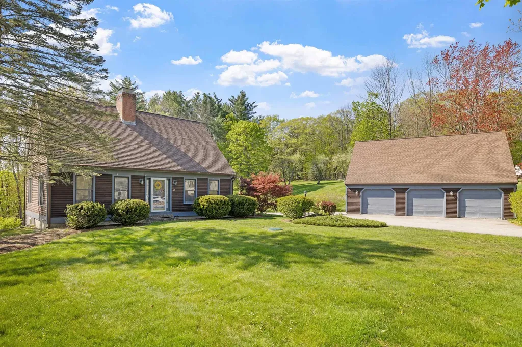 45 Bow Lake Road Northwood NH 03261