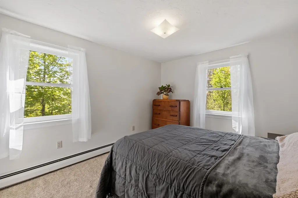 45 Bow Lake Road Northwood NH 03261