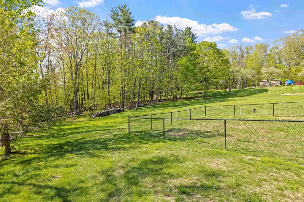 45 Bow Lake Road Northwood NH 03261