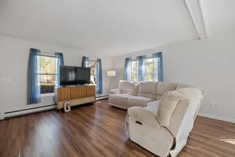 45 Bow Lake Road Northwood NH 03261