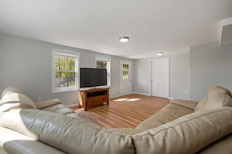45 Bow Lake Road Northwood NH 03261