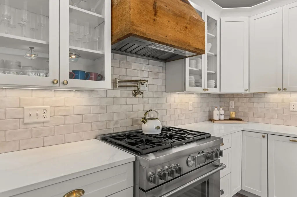 156 Strafford Road Northwood NH 03261