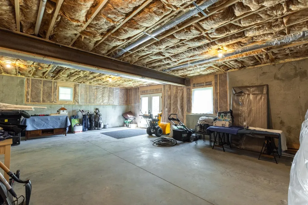 156 Strafford Road Northwood NH 03261