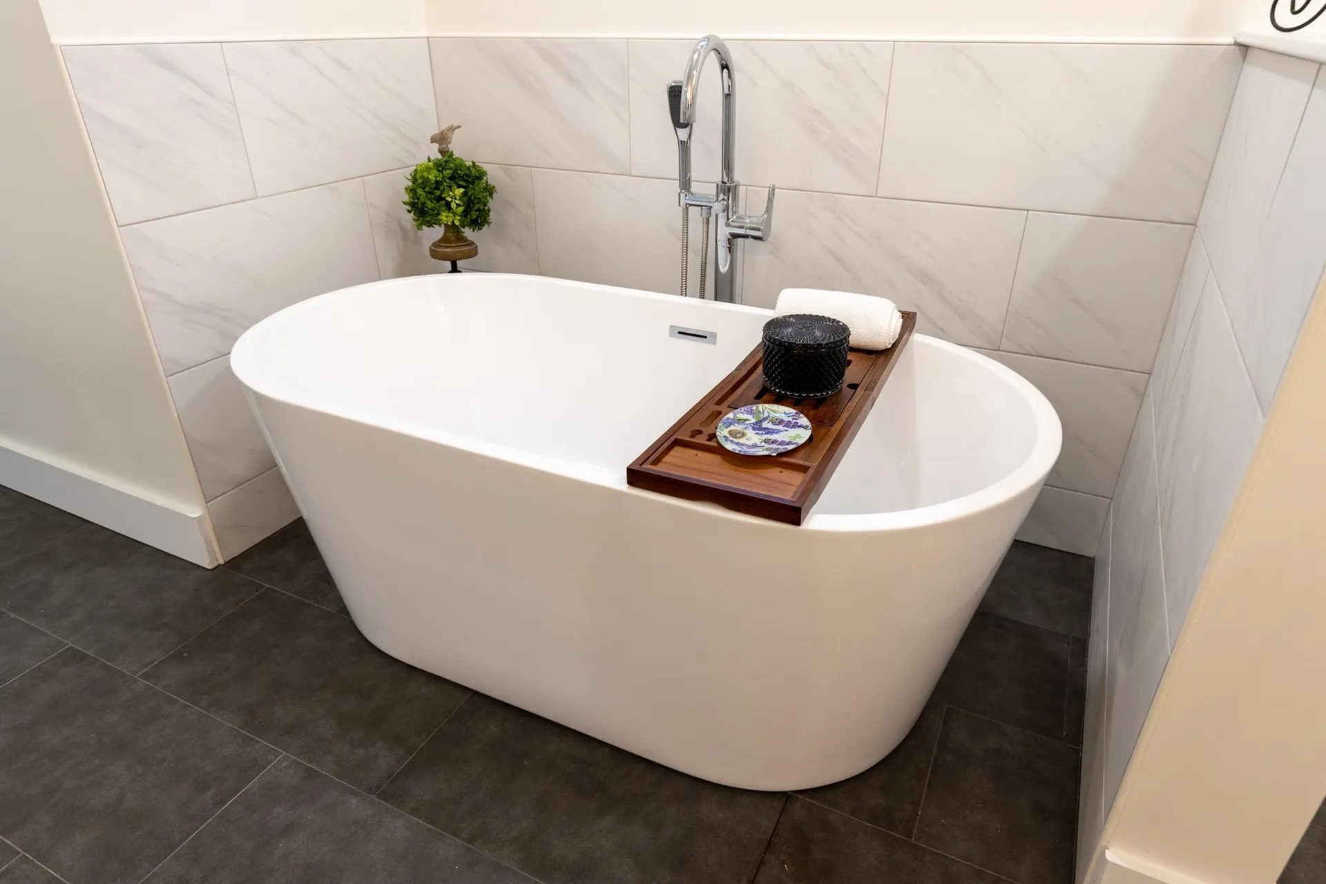 156 Strafford Road Northwood NH 03261