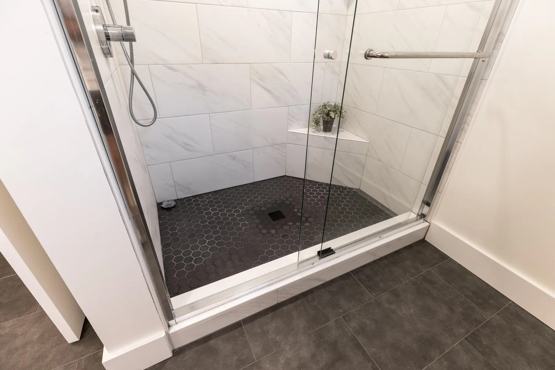 156 Strafford Road Northwood NH 03261