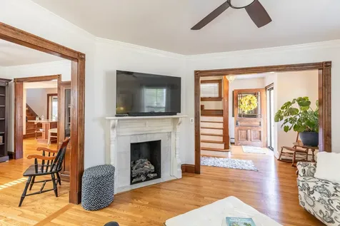 20 Russell Avenue Nashua NH 03060