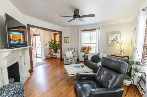 20 Russell Avenue Nashua NH 03060