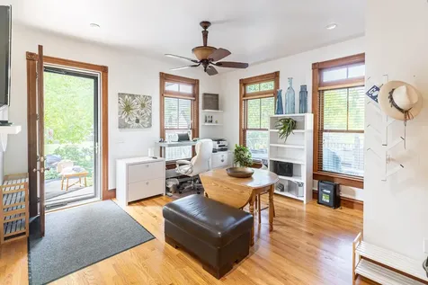 20 Russell Avenue Nashua NH 03060