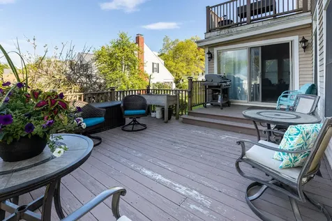 20 Russell Avenue Nashua NH 03060