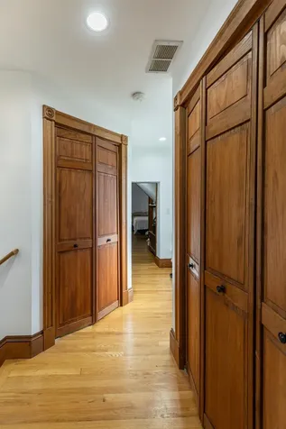 20 Russell Avenue Nashua NH 03060