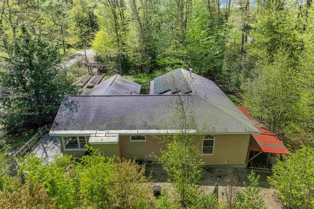 141 Gallahad Lane Bristol NH 03222