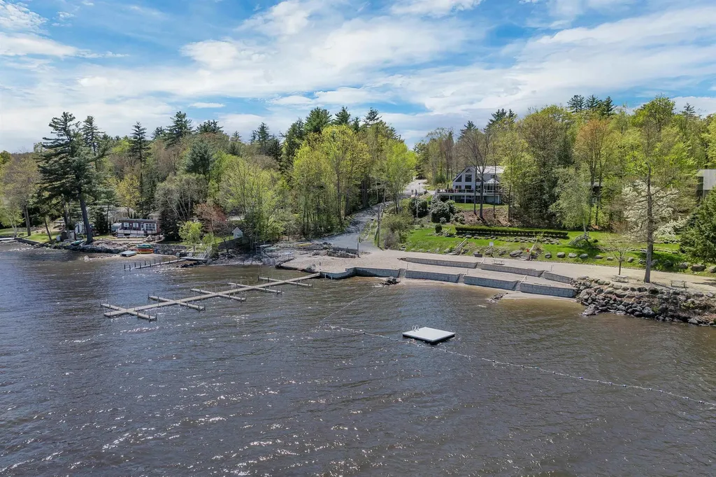 141 Gallahad Lane Bristol NH 03222