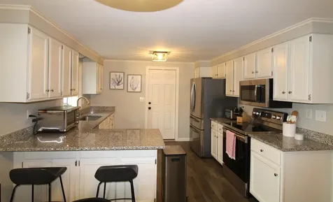 35 Vernon Avenue Rochester NH 03867