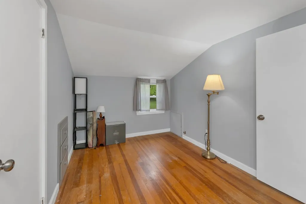 74 Pine Street Rollinsford NH 03869
