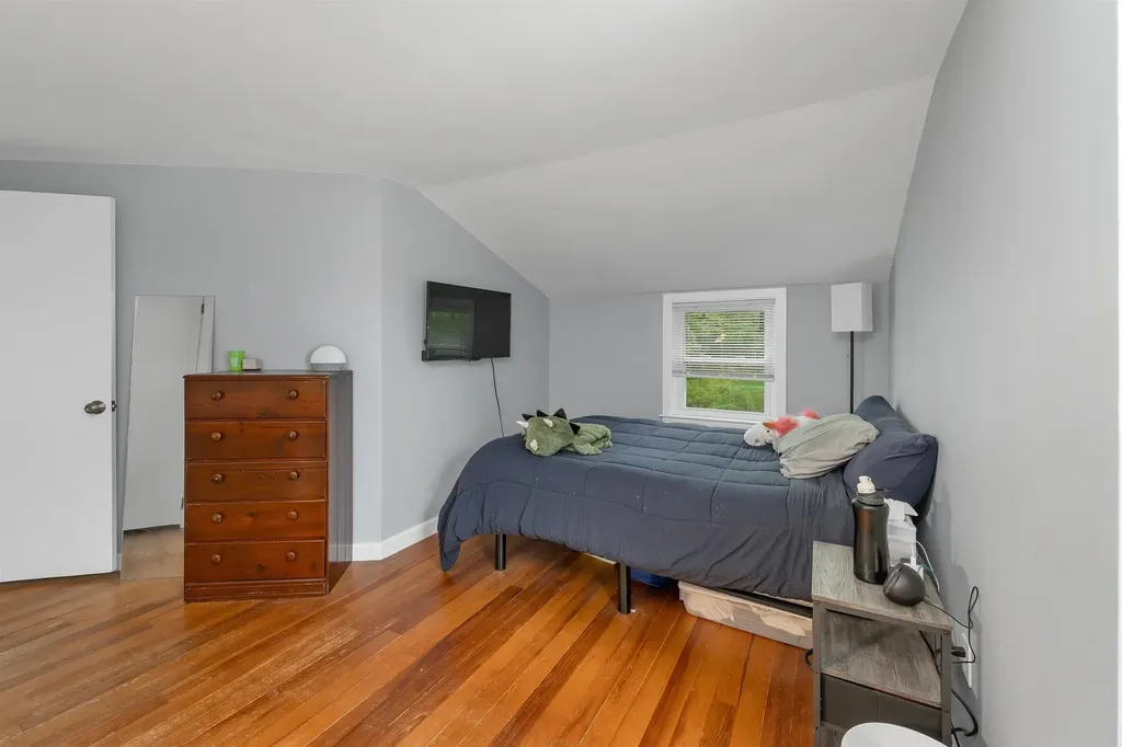 74 Pine Street Rollinsford NH 03869