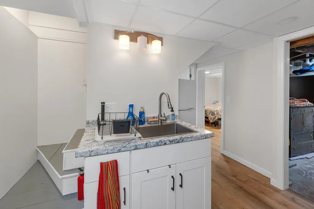74 Pine Street Rollinsford NH 03869