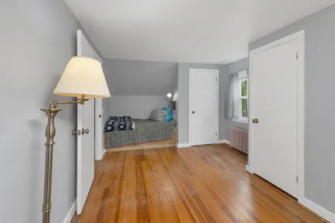 74 Pine Street Rollinsford NH 03869