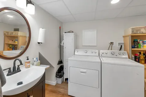 74 Pine Street Rollinsford NH 03869