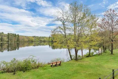 74 Pine Street Rollinsford NH 03869