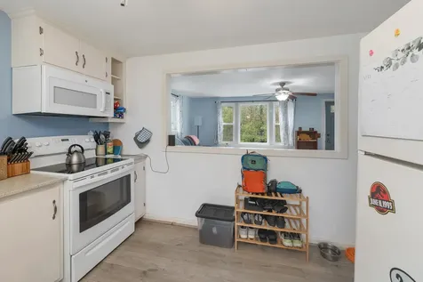 74 Pine Street Rollinsford NH 03869